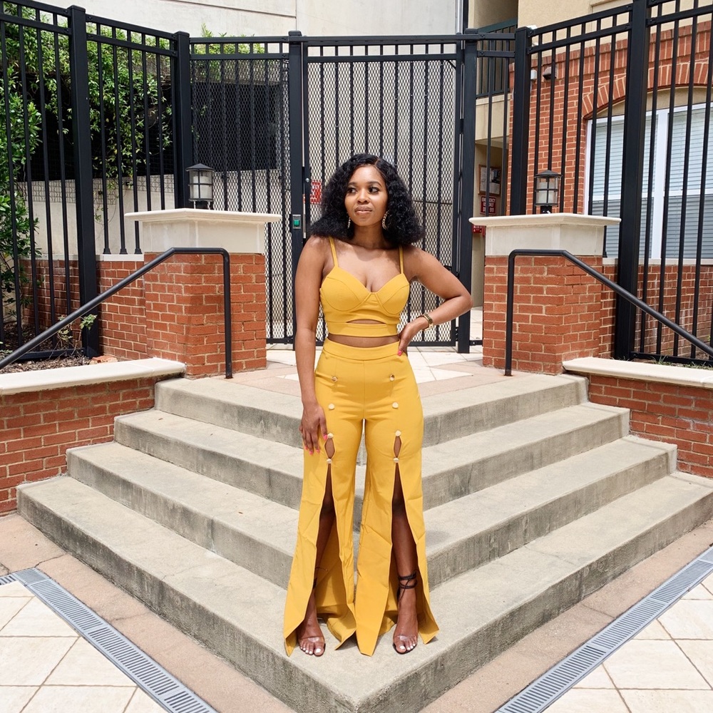 Mustard 2 Piece Set